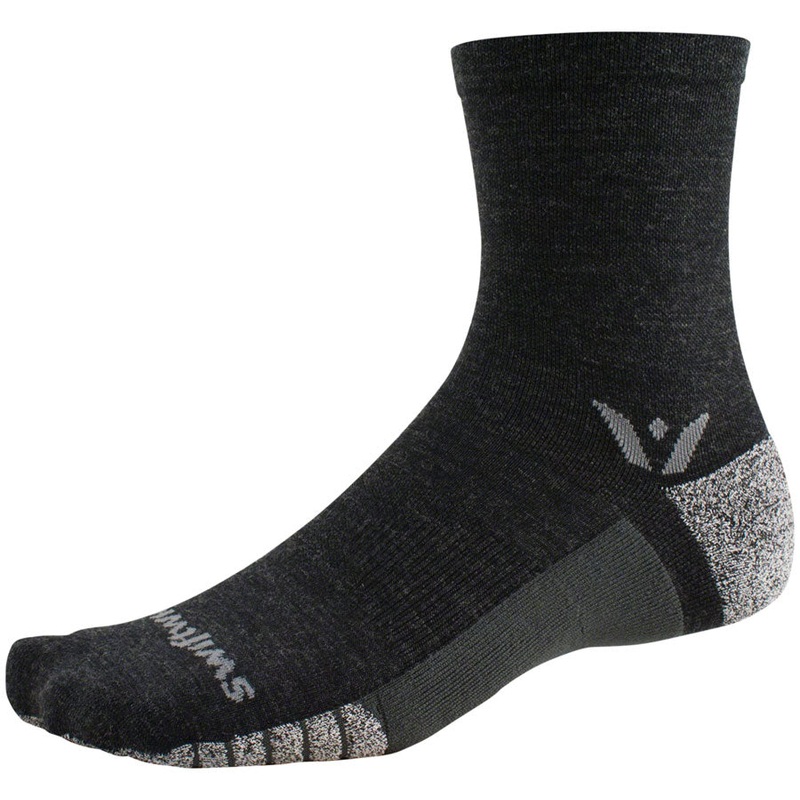 Swiftwick Flite XT Trail Five Socks – 5 inch, Coal, Large