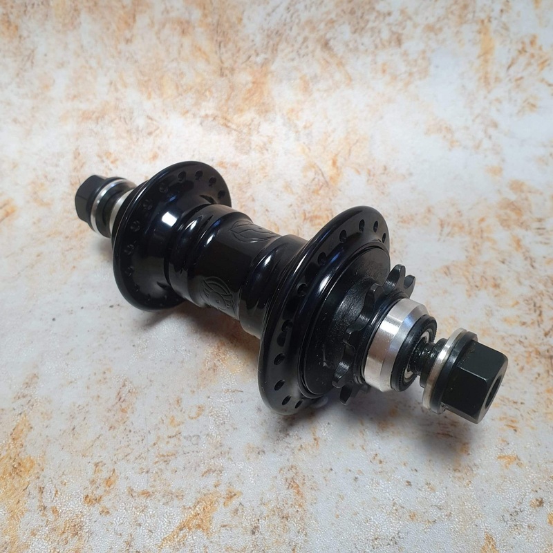Profile Racing Mini Rear LHD Cassette Hub Black Black 9t 10mm Volcano