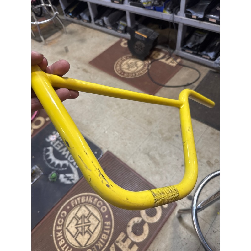 S&m credence 8.7 bars yellow