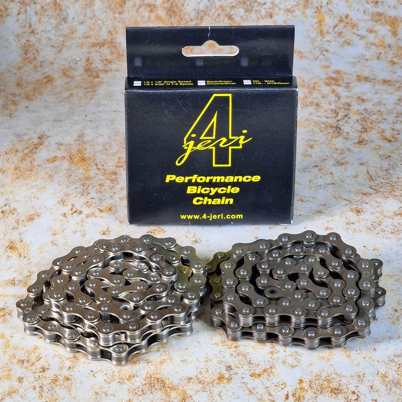4-Jeri Gang Coloured 1/8″ BMX Chain Black