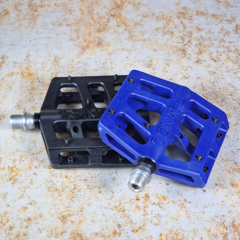 Snafu Cactus Sealed Nylon Pedals Black 9/16″