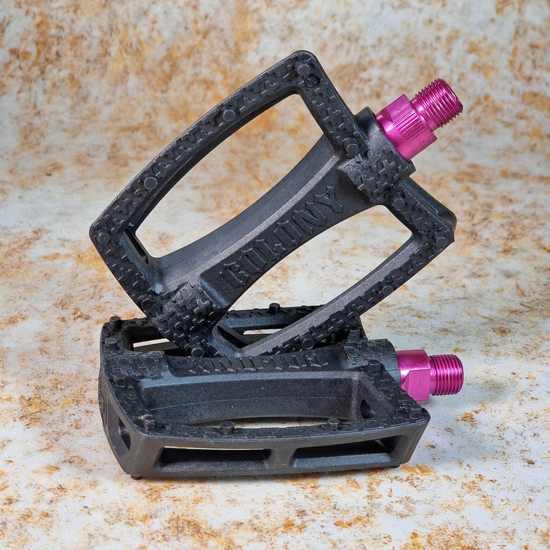 Colony Fantastic Plastic Pedals Black 9/16″